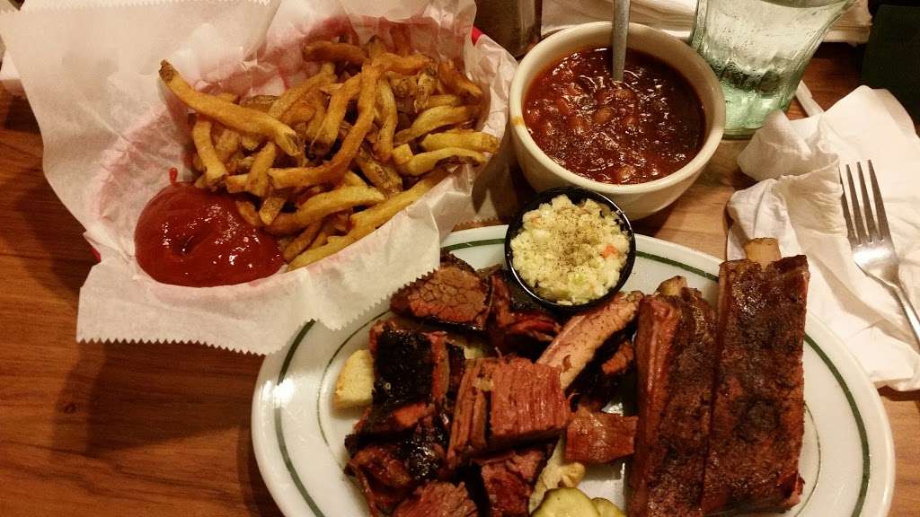 Sneads Bar B-Q | 1001 E 171st St, Belton, MO 64012, USA | Phone: (816) 331-7979