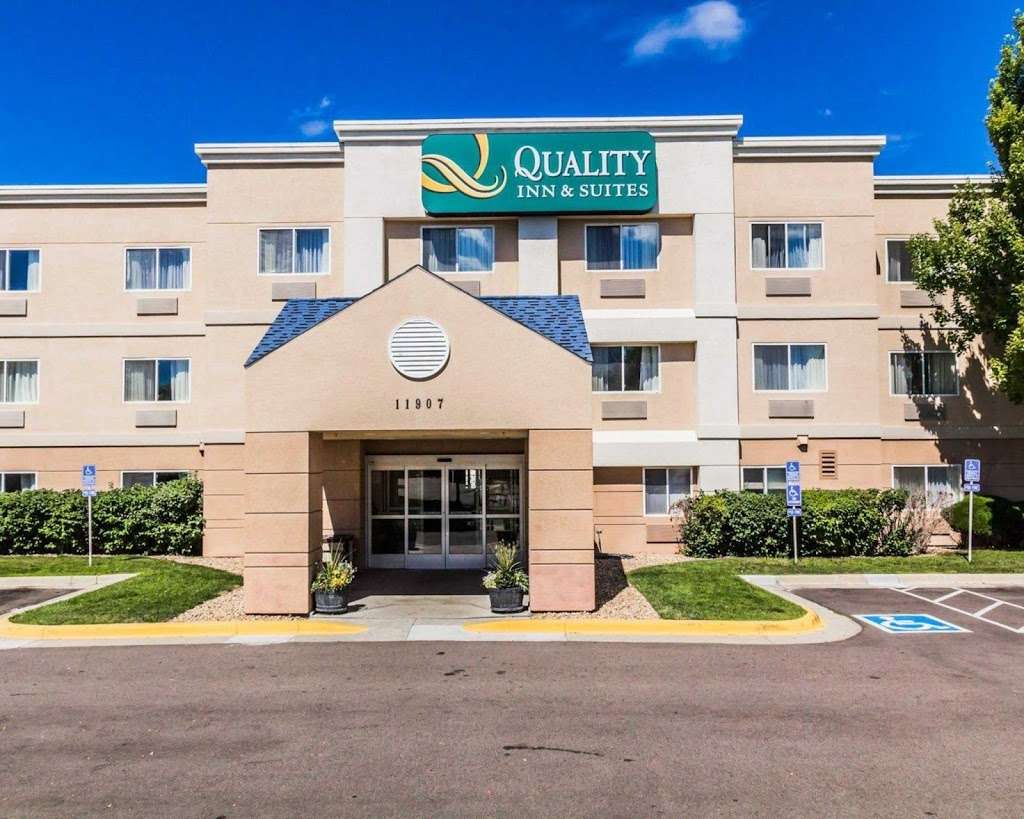 Quality Inn & Suites Golden - Denver West - Federal Center | 11907 6th Ave, Golden, CO 80401 | Phone: (303) 231-9939