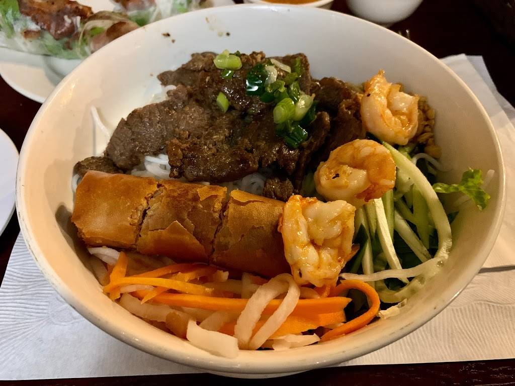 Lotus Bistro | 325 Old Newport Blvd #1, Newport Beach, CA 92663, USA | Phone: (949) 287-6827