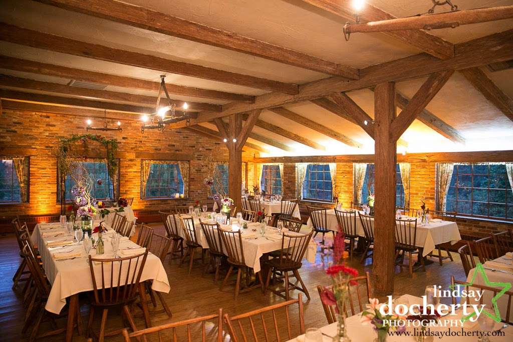 The Stone Barn | 100 Stone Barn Dr, Kennett Square, PA 19348, USA | Phone: (610) 347-2414