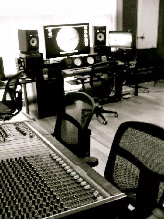 The Go Gettas Recording Studio | 510 S Hewitt St, Los Angeles, CA 90013, USA | Phone: (213) 221-7105