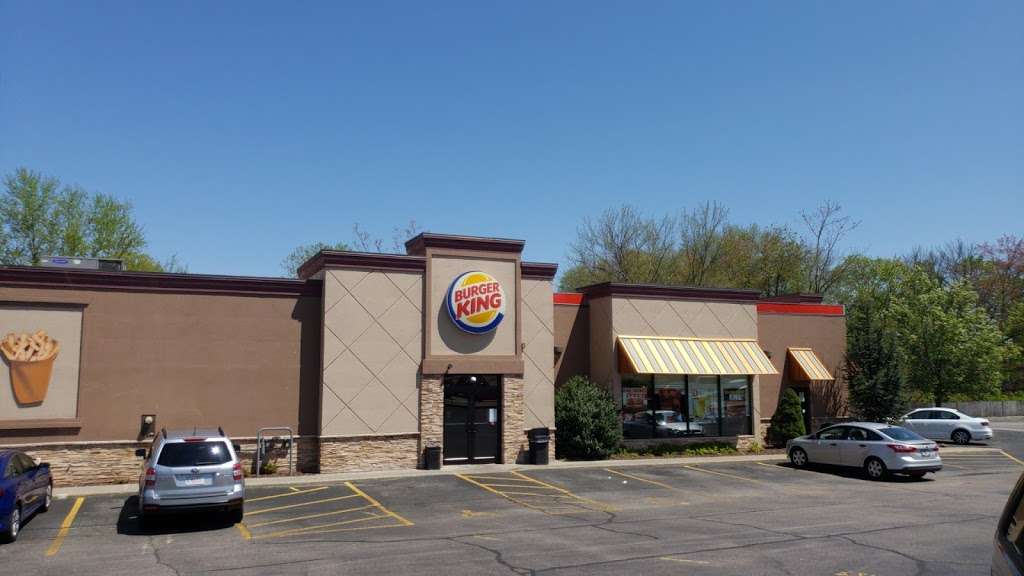 Burger King | 9 Putnam Pike, Johnston, RI 02919, USA | Phone: (401) 231-3969
