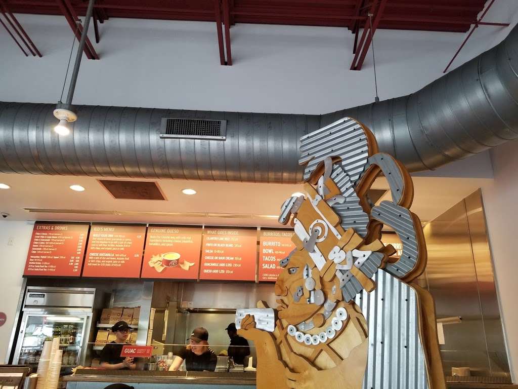 Chipotle Mexican Grill | 1013 W Lincoln Hwy ste a, DeKalb, IL 60115, USA | Phone: (815) 756-3715