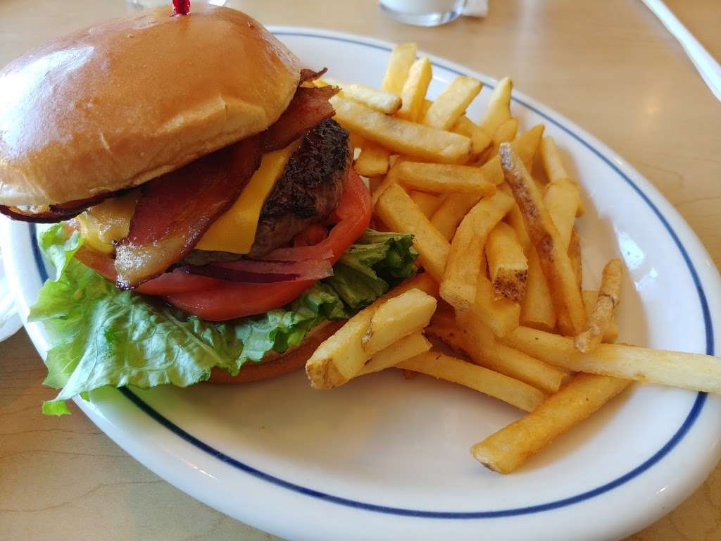 IHOP | 12 Route 9 N, Morganville, NJ 07751, USA | Phone: (732) 617-9024