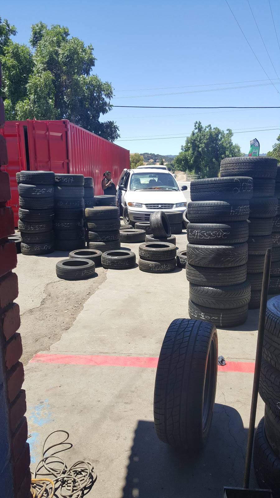 Calderon Tires San Martin | 14720 Monterey Rd, San Martin, CA 95046, USA | Phone: (408) 779-0716