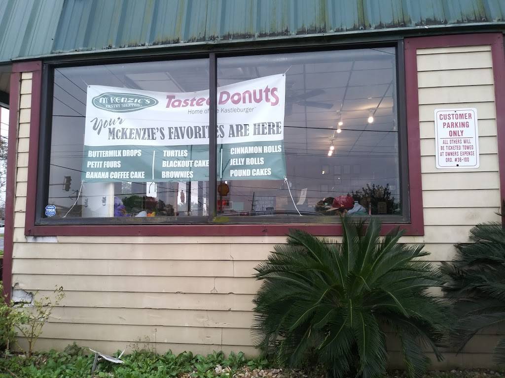 Tastee Donuts | 816 Clearview Pkwy, Metairie, LA 70001, USA | Phone: (504) 885-7566