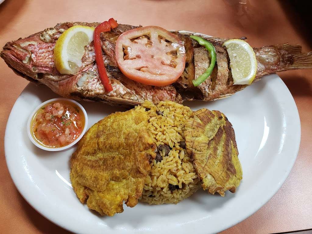 Mi Viejo San Juan Restaurant | 7229 E Colonial Dr, Orlando, FL 32807, USA | Phone: (407) 380-2061