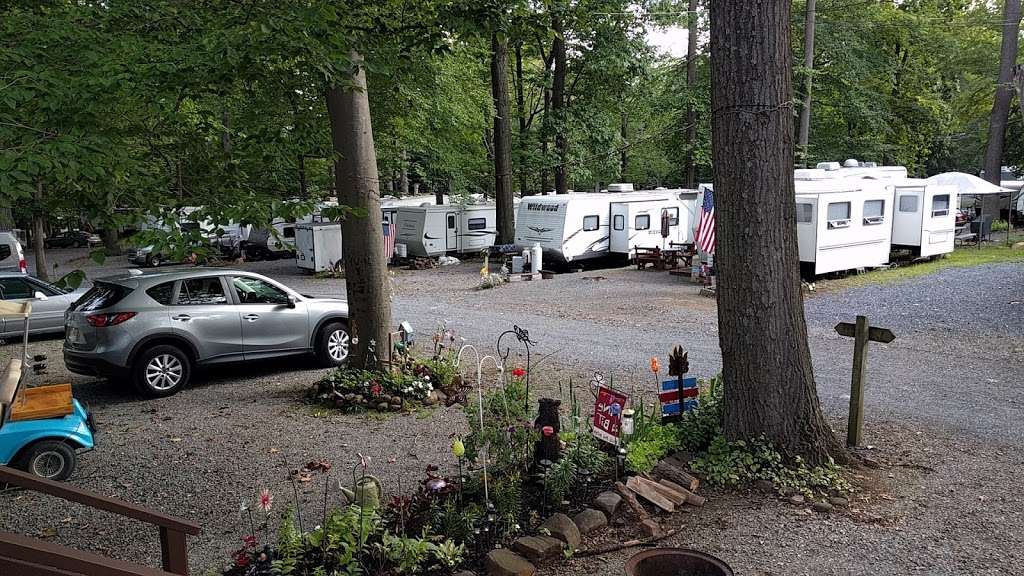 Sills Family Campgrounds | 1906 Bowmansville Rd, Mohnton, PA 19540, USA | Phone: (717) 484-4806