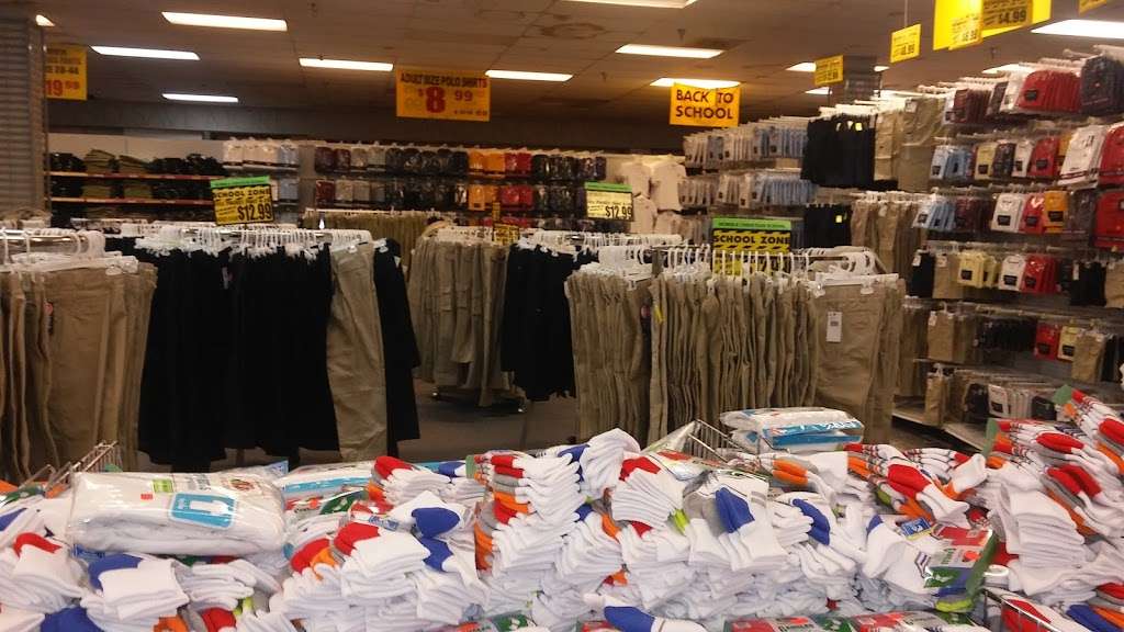 The Uniform Superstore | 12300 North Fwy, Houston, TX 77060 | Phone: (281) 876-1552