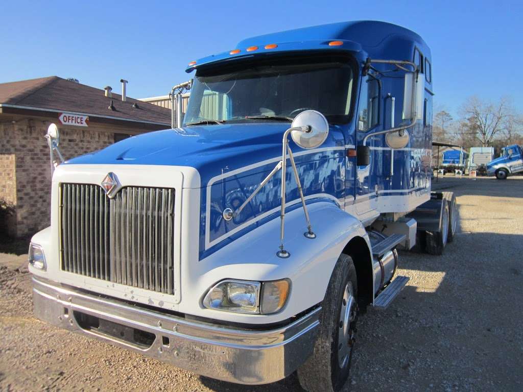 Southern Truck Sales Ltd | 16915 East Fwy, Channelview, TX 77530, USA | Phone: (281) 452-4344