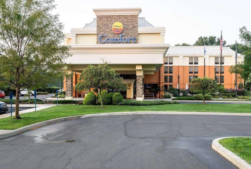 Comfort Inn & Suites Newark - Wilmington | 3 Concord Ln, Newark, DE 19713 | Phone: (302) 737-3900