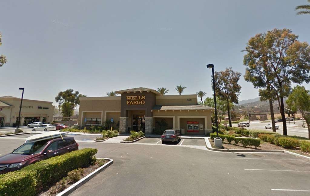 Wells Fargo Bank | 3877 Bedford Canyon Rd, Corona, CA 92883 | Phone: (951) 520-2860