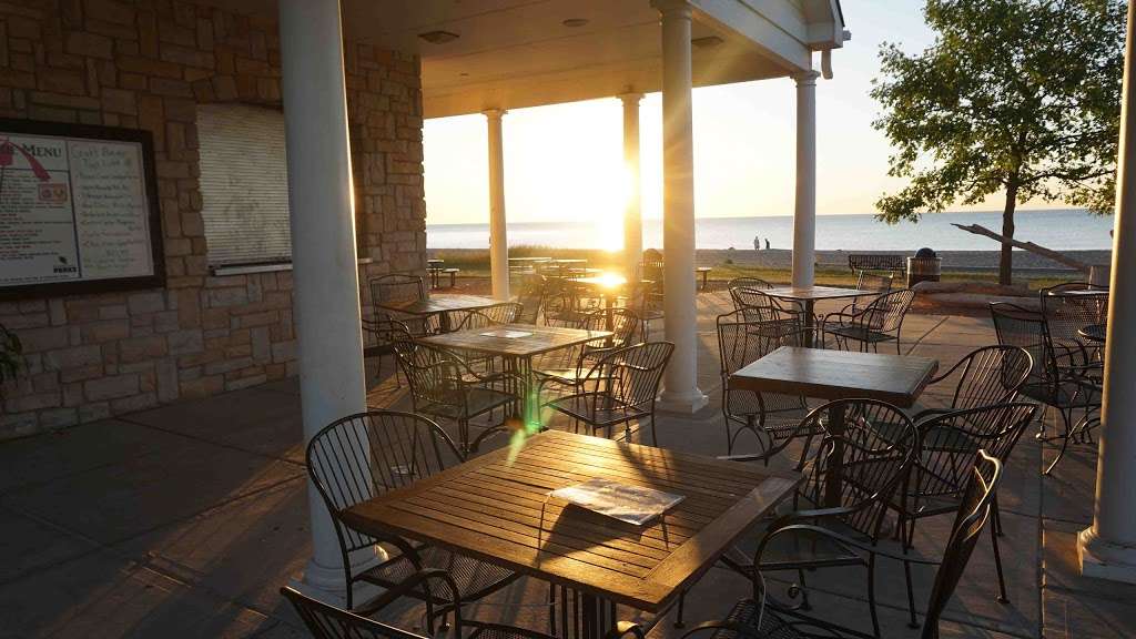 Ferchs Beachside Grille | 2299 Grant Park Dr, South Milwaukee, WI 53172, USA | Phone: (414) 215-7950