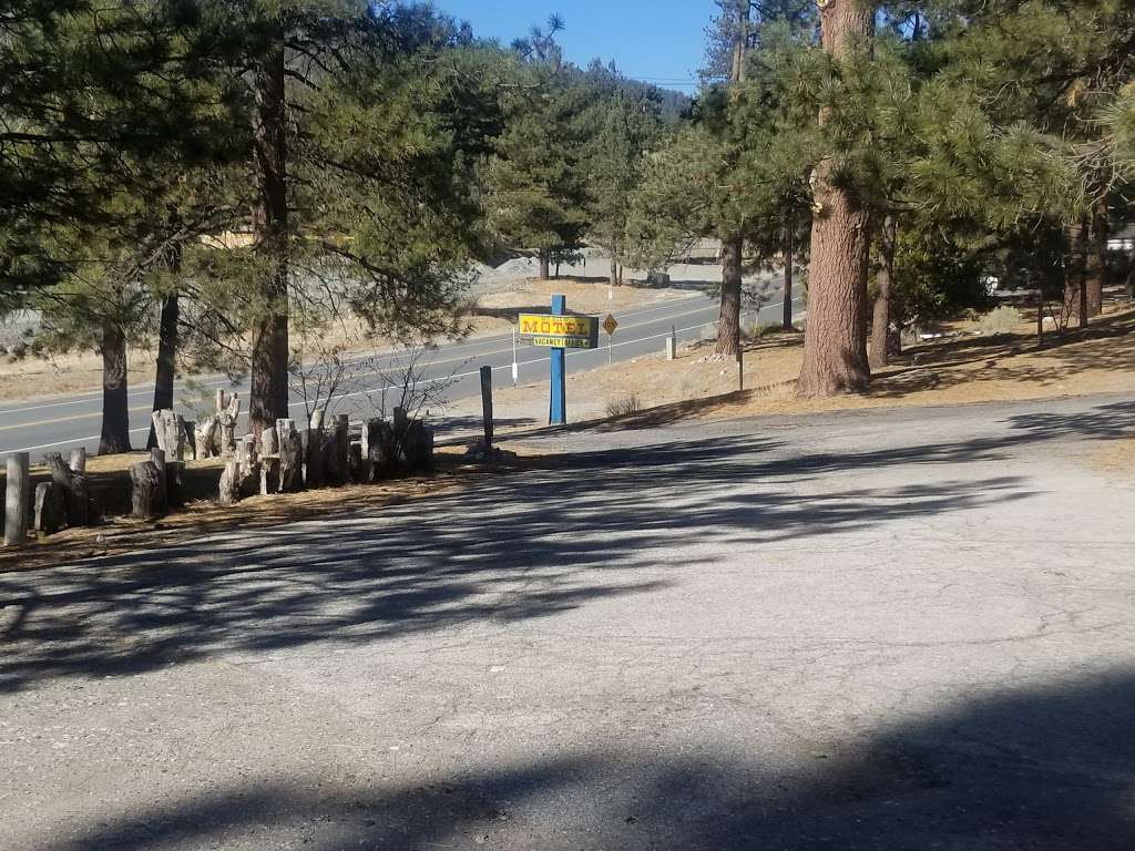 Mt View Cabin & Motel | 1098 CA-2, Wrightwood, CA 92397 | Phone: (760) 249-5578