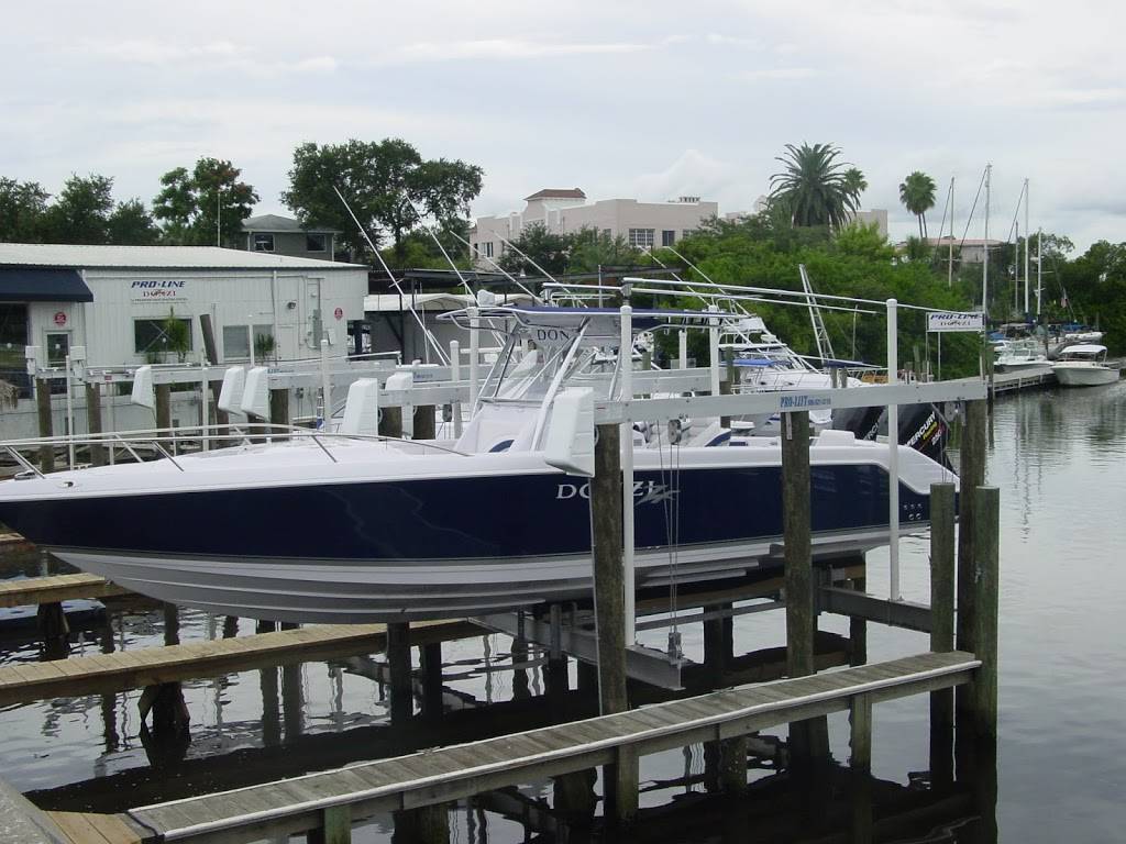 Florida Boatlifts | 4821 N Manhattan Ave, Tampa, FL 33614 | Phone: (813) 873-1614