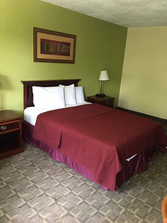 Economy Inn | 9439 W State Road 114, Rensselaer, IN 47978 | Phone: (219) 866-4172