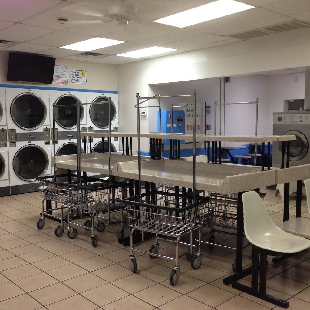 Sophia Laundromat | 215 Union Ave, Providence, RI 02909 | Phone: (401) 228-8706