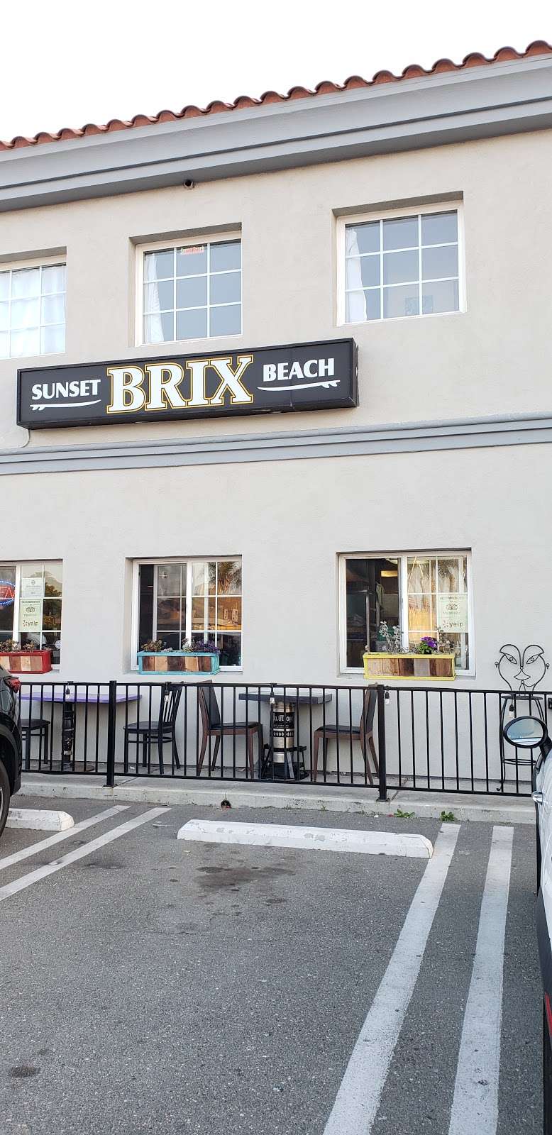 Brix Sunset Beach | 16635 Pacific Coast Hwy, Huntington Beach, CA 92649, USA | Phone: (562) 446-0000