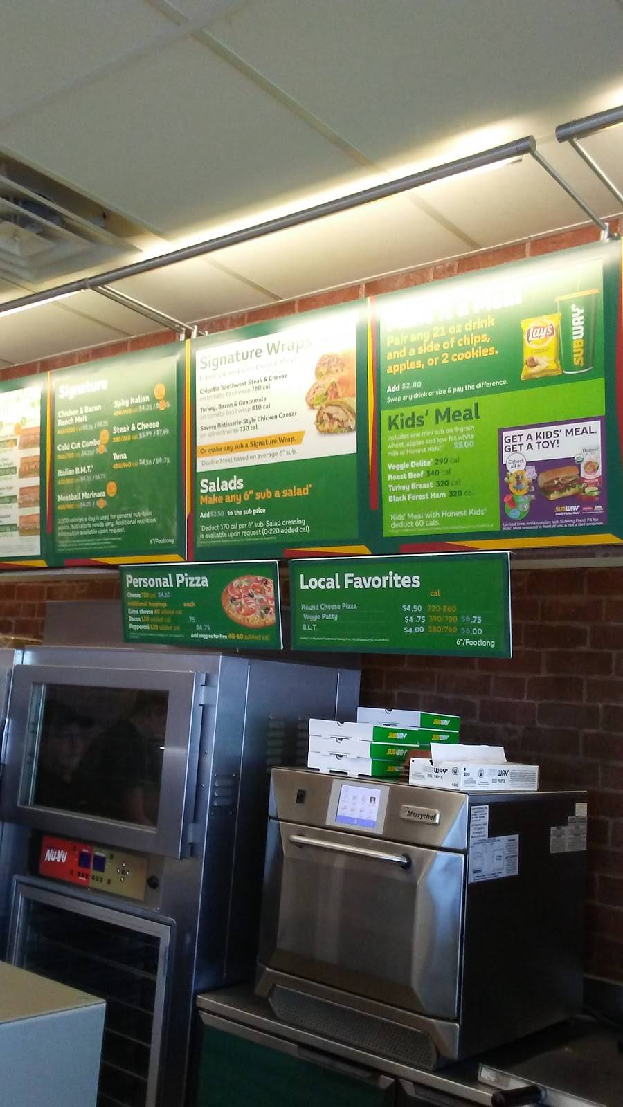 Subway | 6007 W Layton Ave, Greenfield, WI 53220, USA | Phone: (414) 281-9009