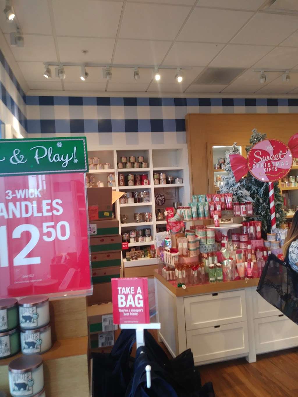 Bath & Body Works | 7362 Carson Blvd, Long Beach, CA 90808 | Phone: (562) 420-9334