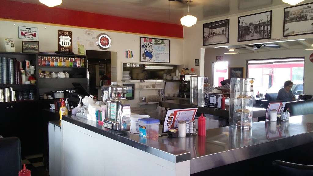101 Cafe Historic 1928 | 4120, 631 S Coast Hwy, Oceanside, CA 92054, USA | Phone: (760) 722-5220
