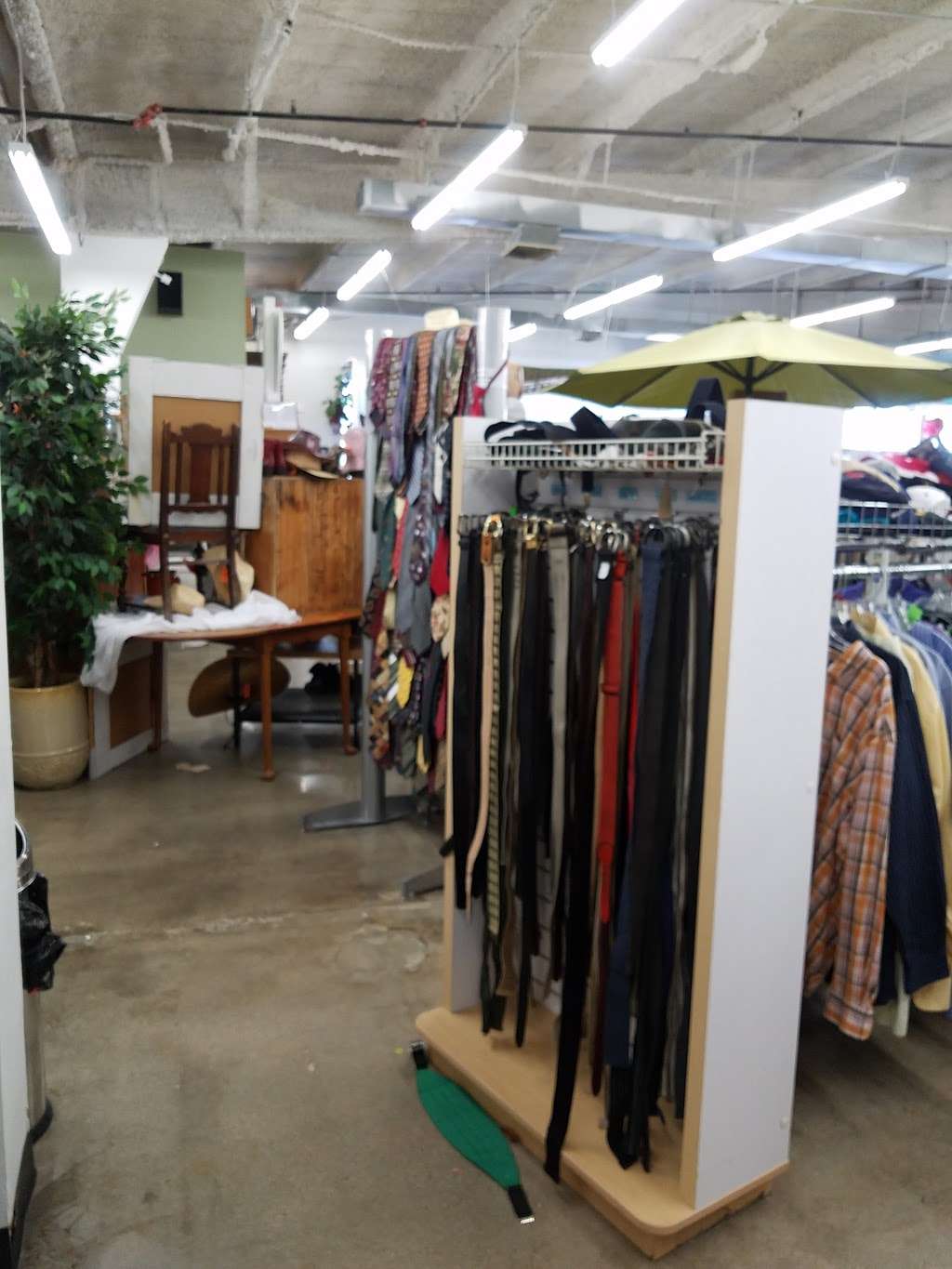 Hillcrest Thrift Shop- Platte City | 1305 Branch St, Platte City, MO 64079, USA | Phone: (216) 858-7717