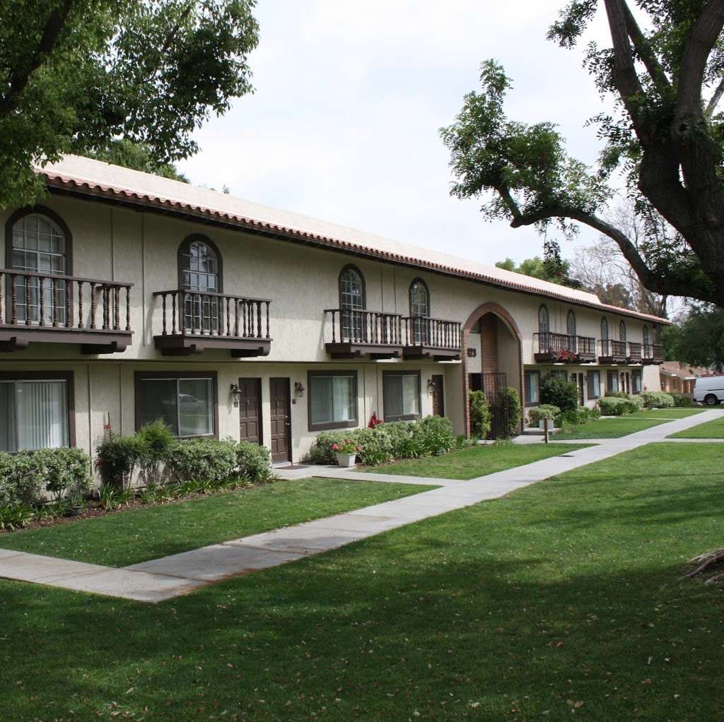 Casa Flores Apartments | 8123 Magnolia Ave, Riverside, CA 92504, USA | Phone: (951) 687-1948