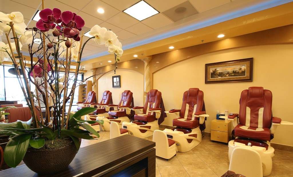 ProfessioNAIL | 751 Center Dr #104, San Marcos, CA 92069, USA | Phone: (760) 233-4181