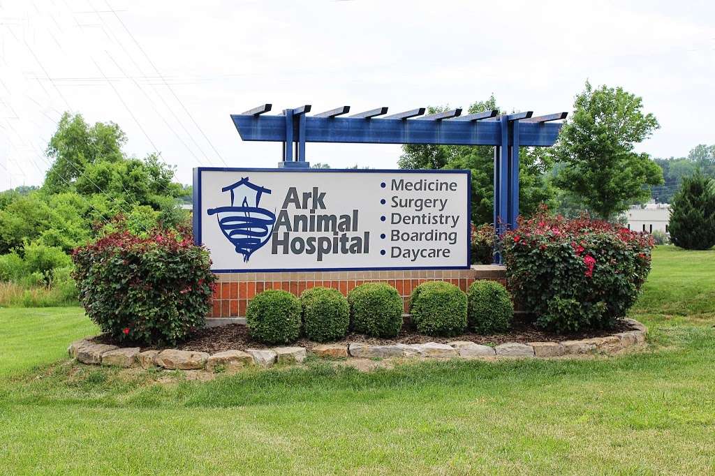 Ark Animal Hospital | 940 Sutton Pl, Liberty, MO 64068, USA | Phone: (816) 781-4595