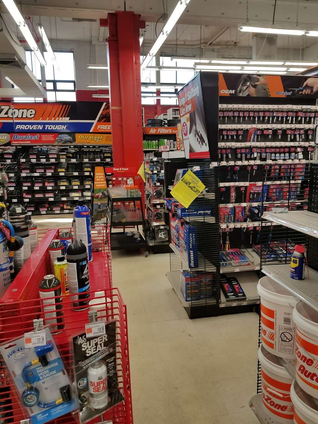 AutoZone Auto Parts | 9501 Northern Blvd, Flushing, NY 11372, USA | Phone: (718) 565-7107