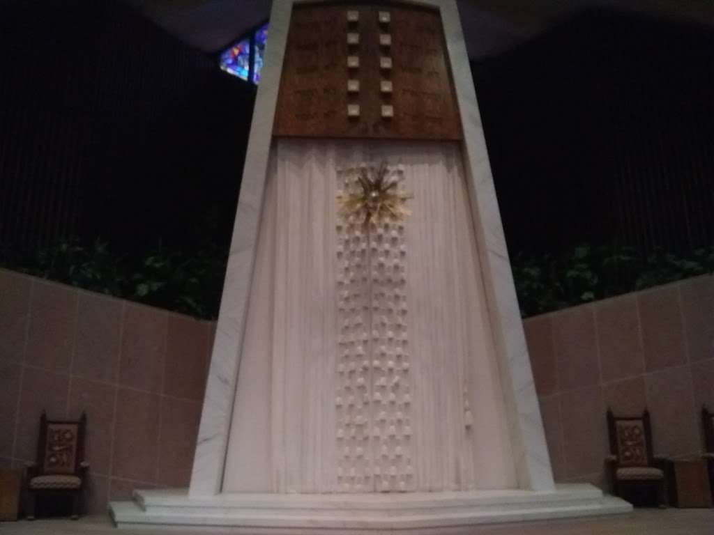 Temple Emanuel | 51 Grape St, Denver, CO 80220, USA | Phone: (303) 388-4013