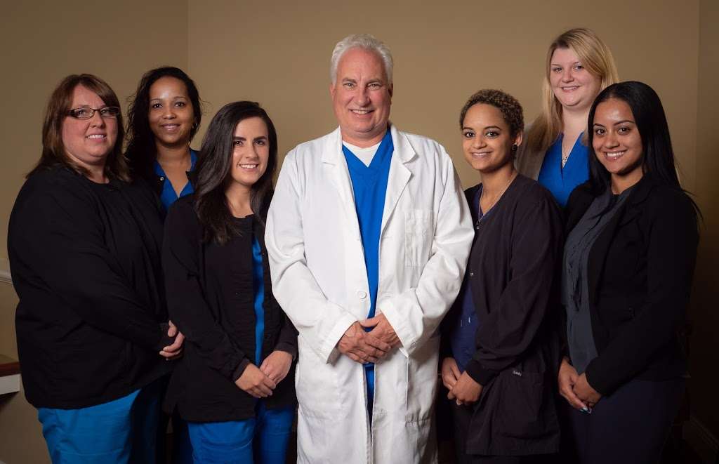 Leola Lifetime Dental | 355 W Main St, Leola, PA 17540, USA | Phone: (717) 656-3051