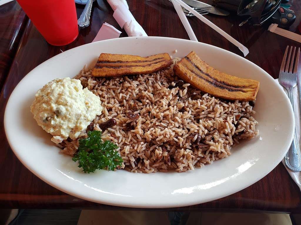 Belizean Paradise Cuisine | 1271 South La Brea Ave, Los Angeles, CA 90019, USA | Phone: (323) 937-7710