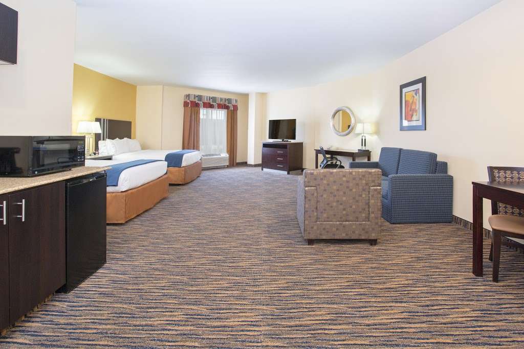 Holiday Inn Express & Suites Denver North Thornton | 12030 Grant St, Thornton, CO 80241 | Phone: (303) 452-0800