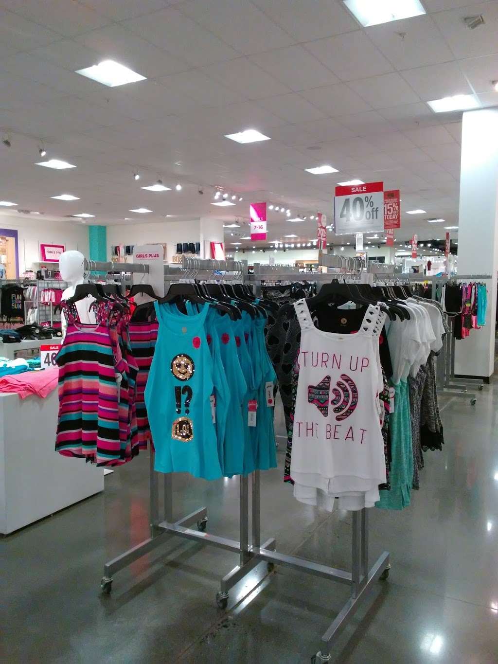 JCPenney | 3411 Merchant Boulevard, Abingdon, MD 21009, USA | Phone: (443) 409-3360