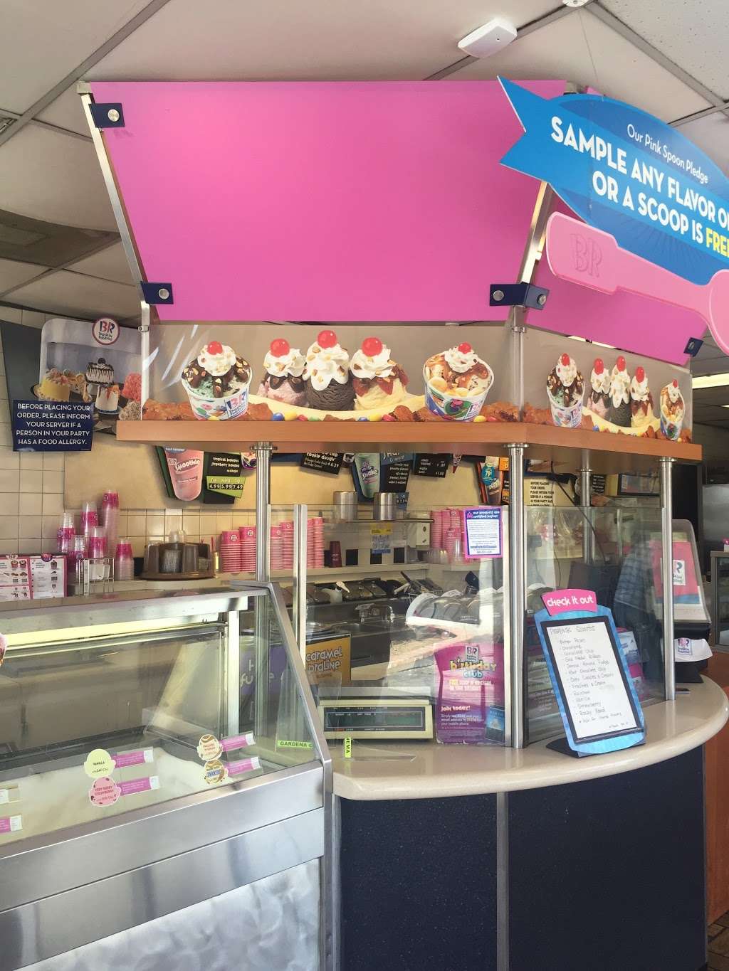 Baskin-Robbins | 13424 Crenshaw Blvd, Gardena, CA 90249, USA | Phone: (310) 515-9594