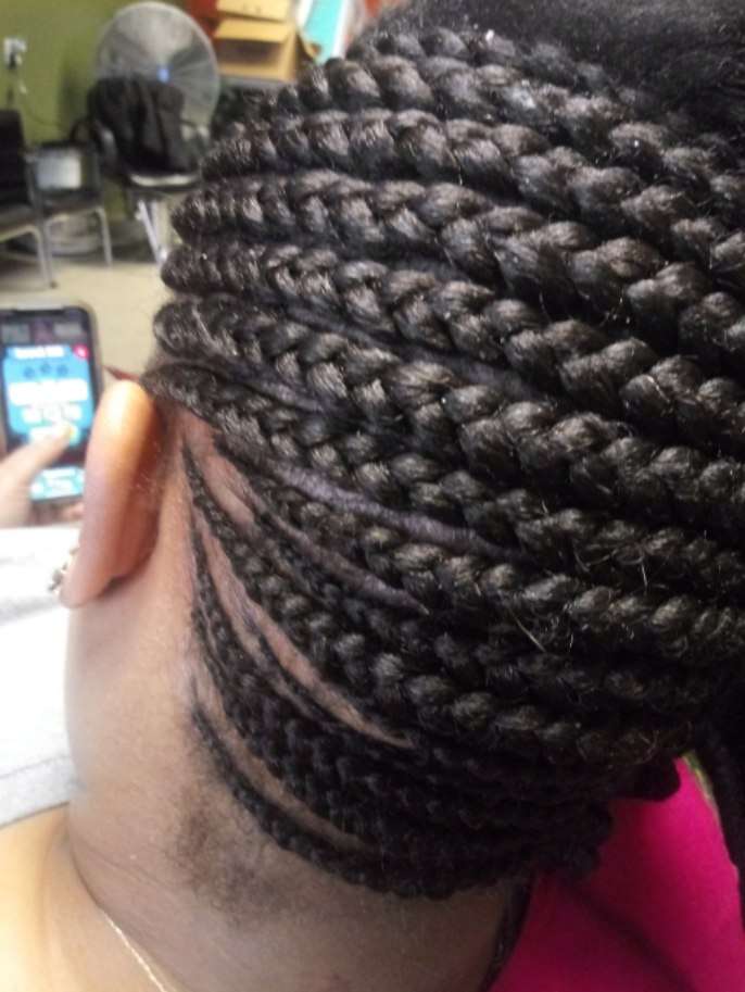 Manoro’s African Hair Braiding | 6454 S Cottage Grove Ave, Chicago, IL 60637, USA | Phone: (773) 667-8886