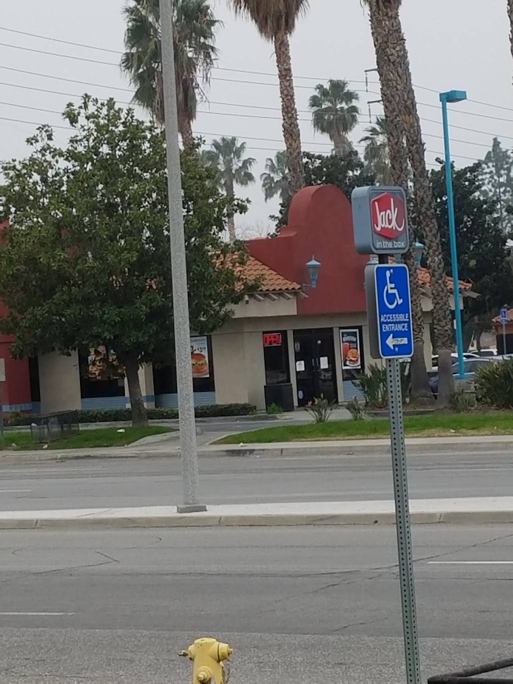 Jack in the Box | 497 S E St, San Bernardino, CA 92401, USA | Phone: (909) 889-4724