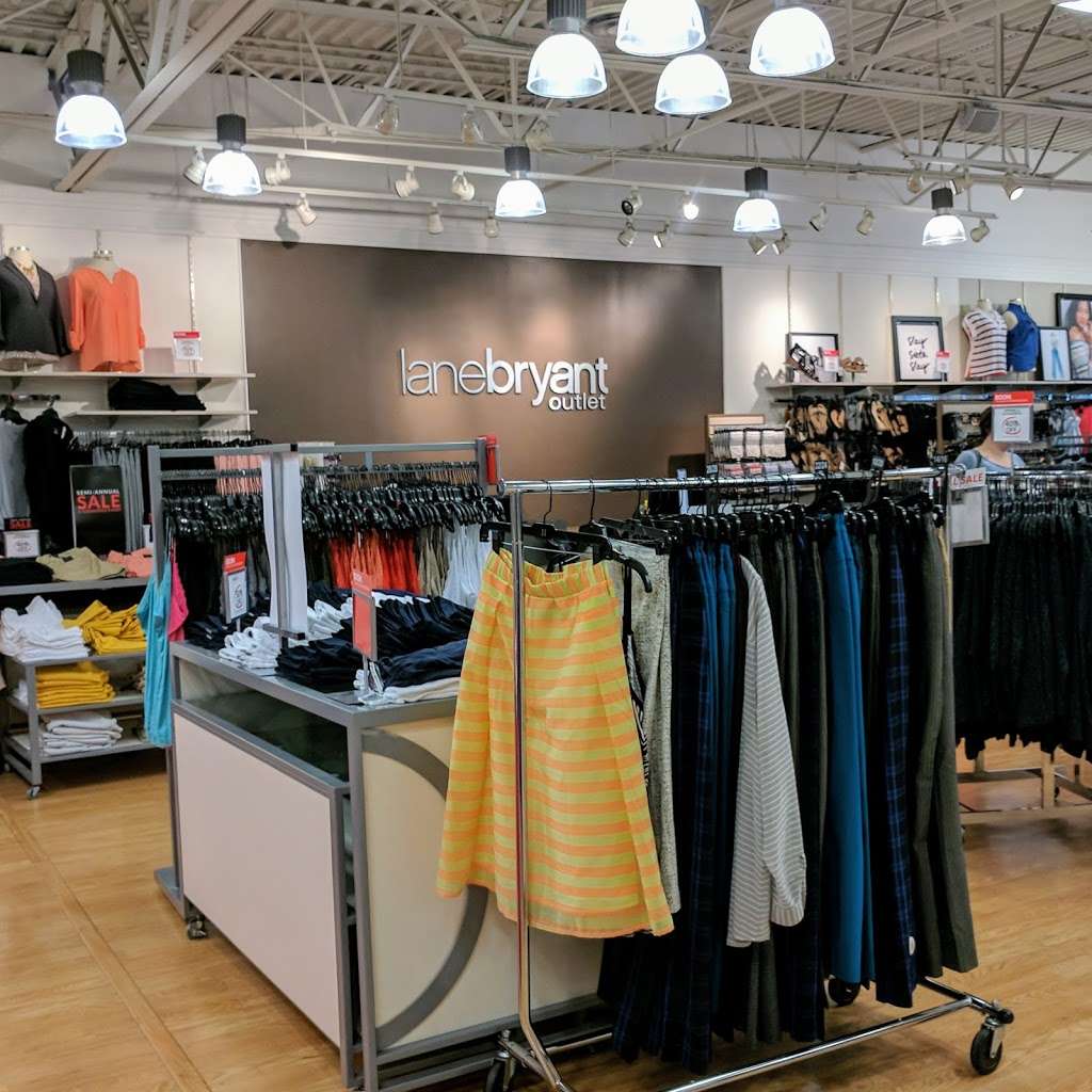 Lane Bryant Outlet | 1 Premium Outlets Blvd#470, Wrentham, MA 02093, USA | Phone: (774) 847-3039