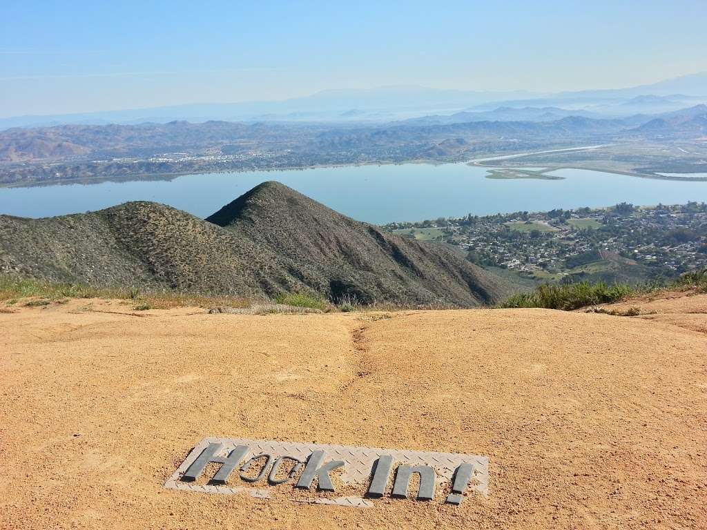 E Launch | S Main Divide, Lake Elsinore, CA 92530, USA