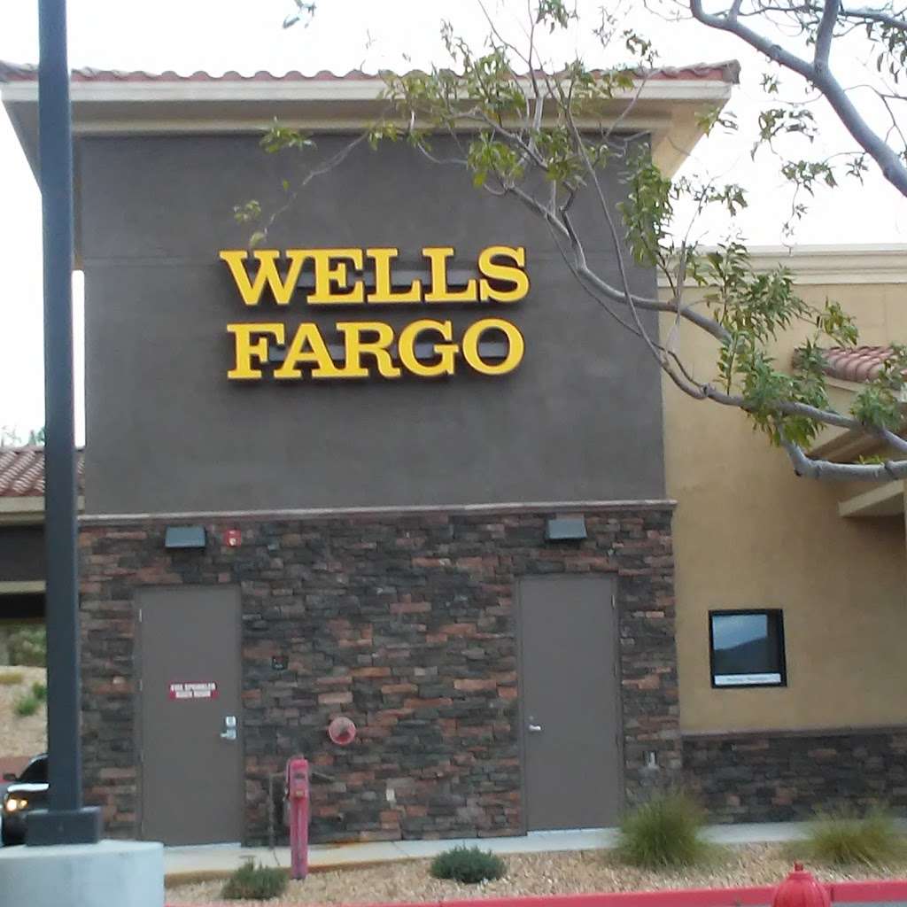 Wells Fargo Bank | 2461 Hampton Rd, Henderson, NV 89052 | Phone: (702) 492-3725