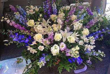Georges Flower Shop | 471 Lynnfield St, Lynn, MA 01904 | Phone: (781) 595-0592