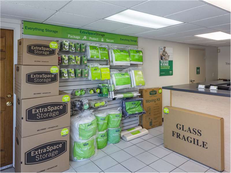 Extra Space Storage | 143 Lafayette Rd, Salisbury, MA 01952 | Phone: (978) 462-8882