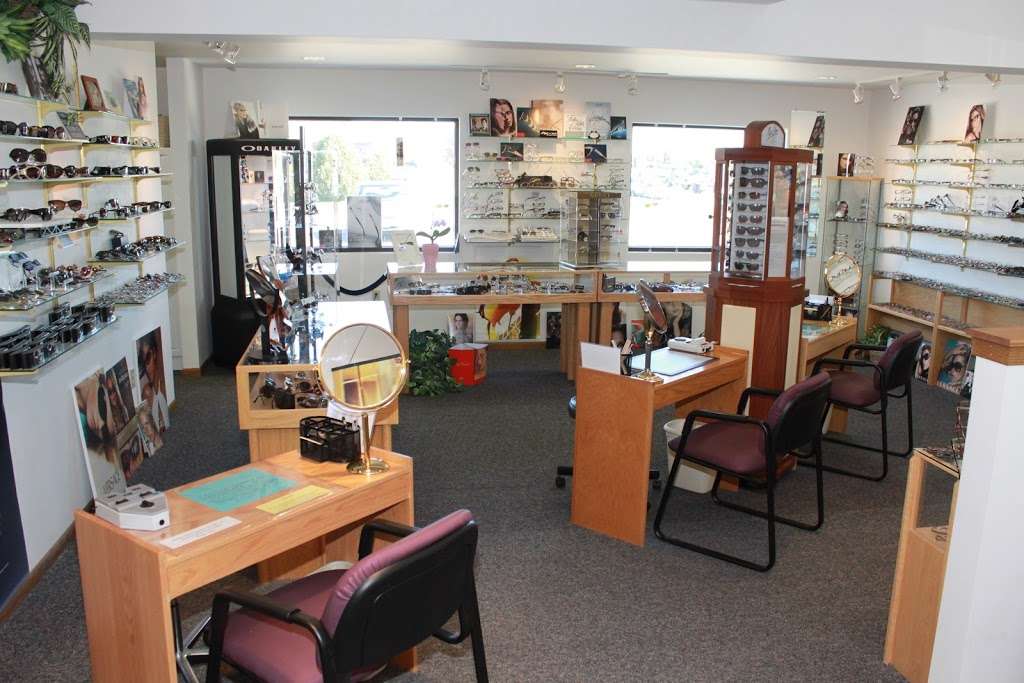 Eye Glass Gallery | 1311 S Lincoln St, Elkhorn, WI 53121, USA | Phone: (262) 723-4600