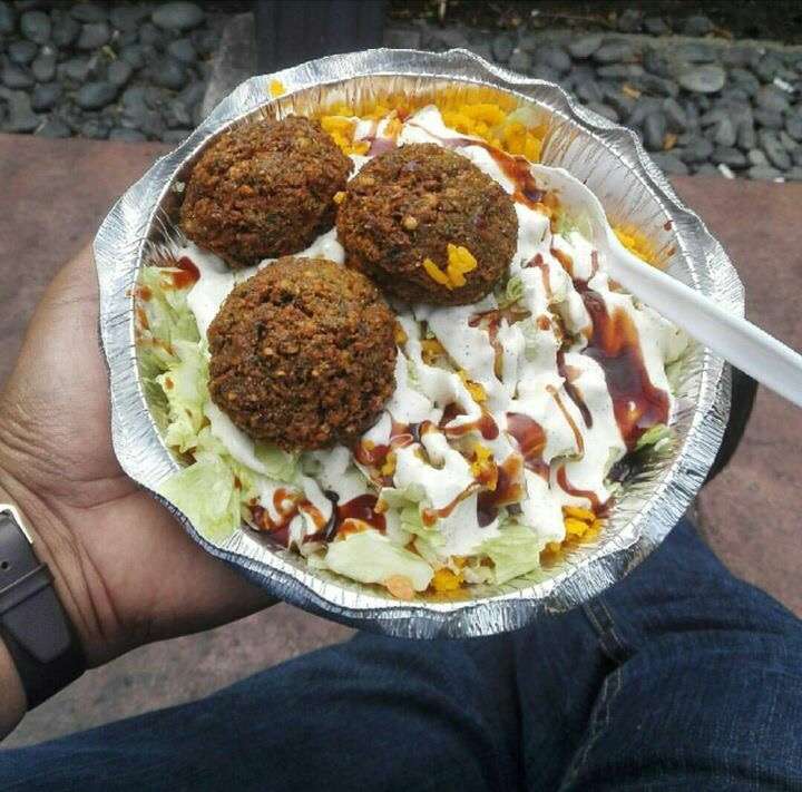 The Halal Guys - Vintage Market | 10111 Louetta Rd, Houston, TX 77070 | Phone: (832) 717-9797