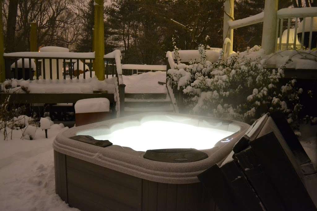 Best Hot Tubs and Spas | 1050 Broadhollow Rd, Farmingdale, NY 11735, USA | Phone: (631) 465-0175