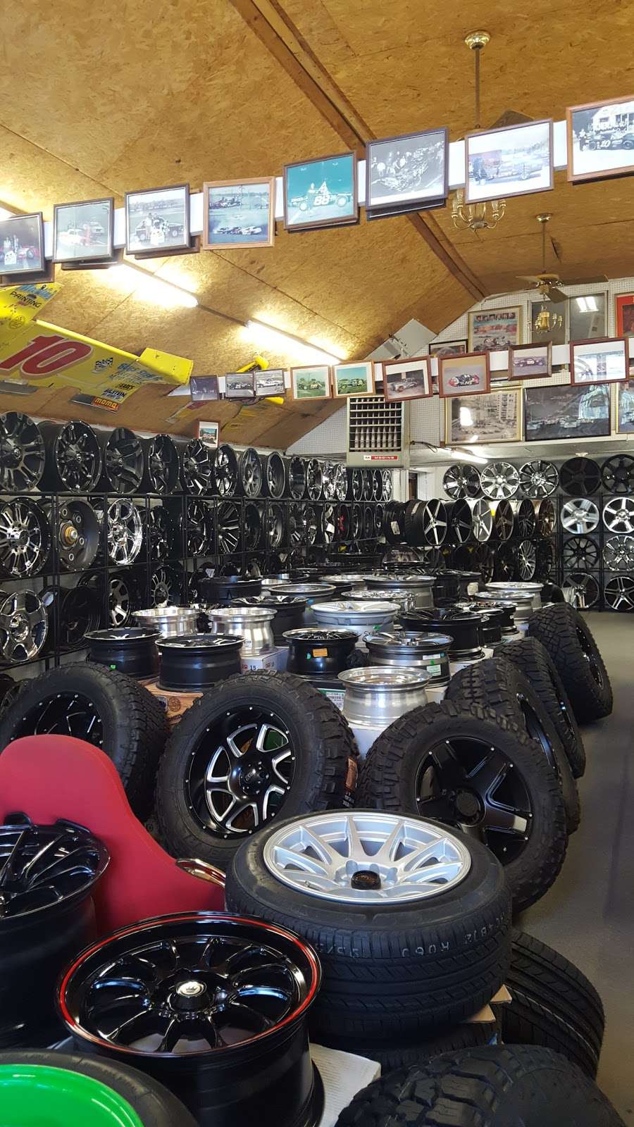 Zekes Custom Wheels | 1988 Winthrop Street - Route 44, North Dighton, MA 02764, USA | Phone: (508) 252-5358