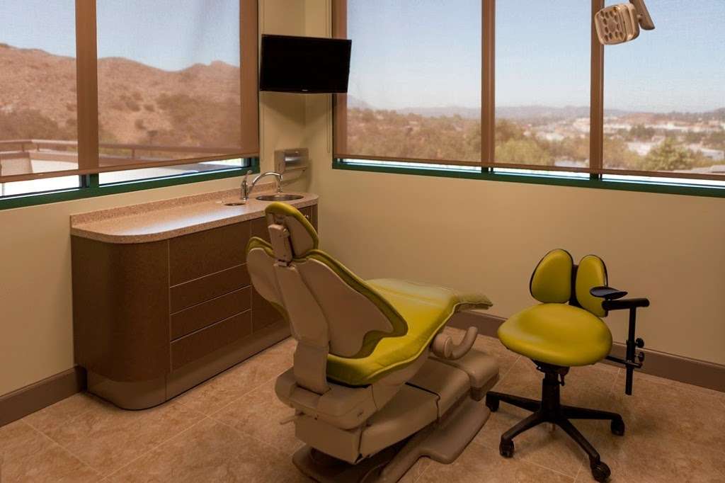 George Apelian DDS Hilltop Dental Wellness | 30300 Agoura Rd #230, Agoura Hills, CA 91301, USA | Phone: (818) 865-8651