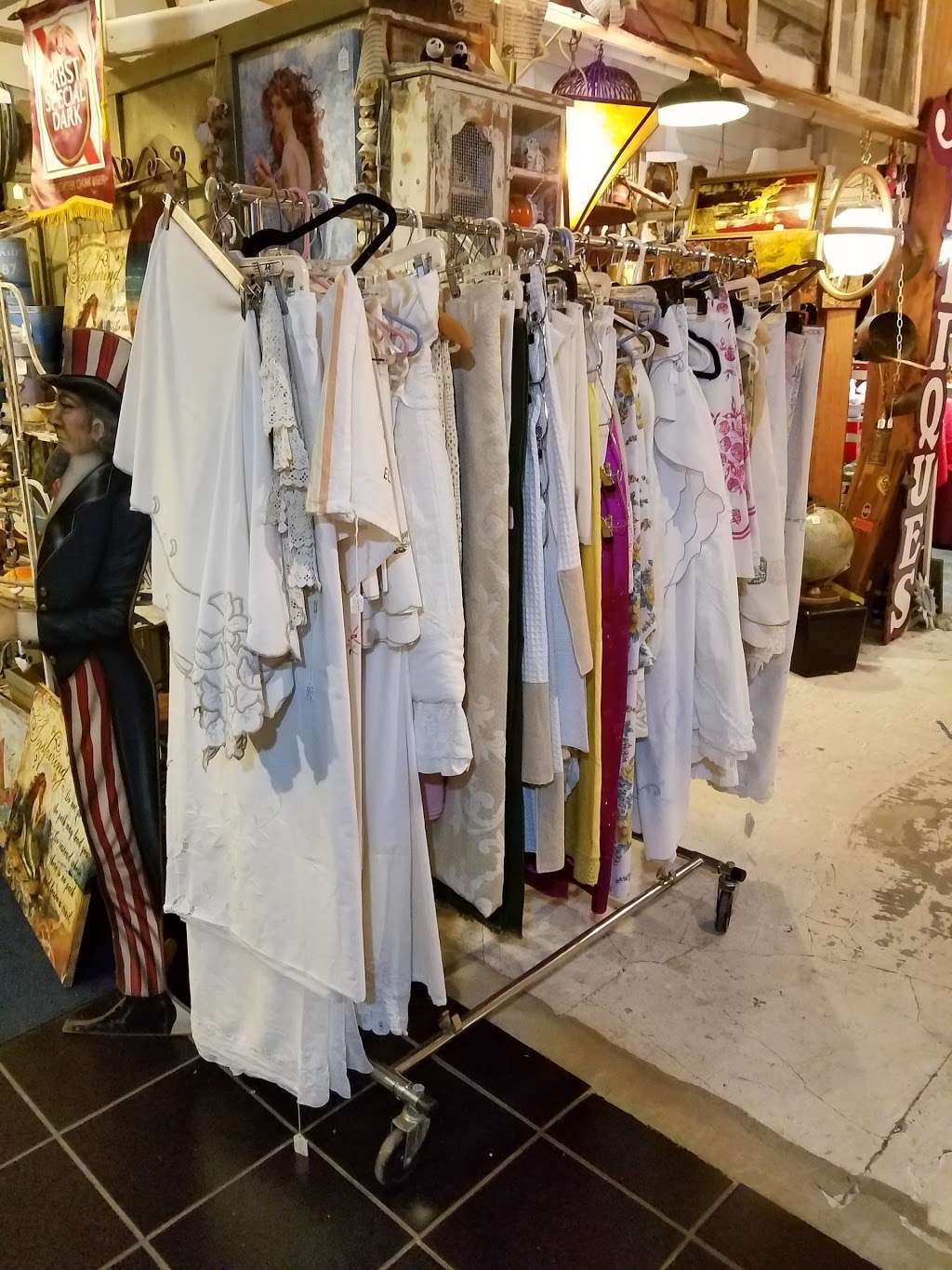 Lucky Street Marketplace | 1722 S Coast Hwy, Oceanside, CA 92054, USA | Phone: (760) 722-5825