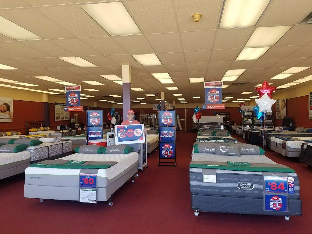 Mattress Firm Yonkers Colonial Heights | 2357 Central Park Ave, Yonkers, NY 10710, USA | Phone: (914) 395-3982